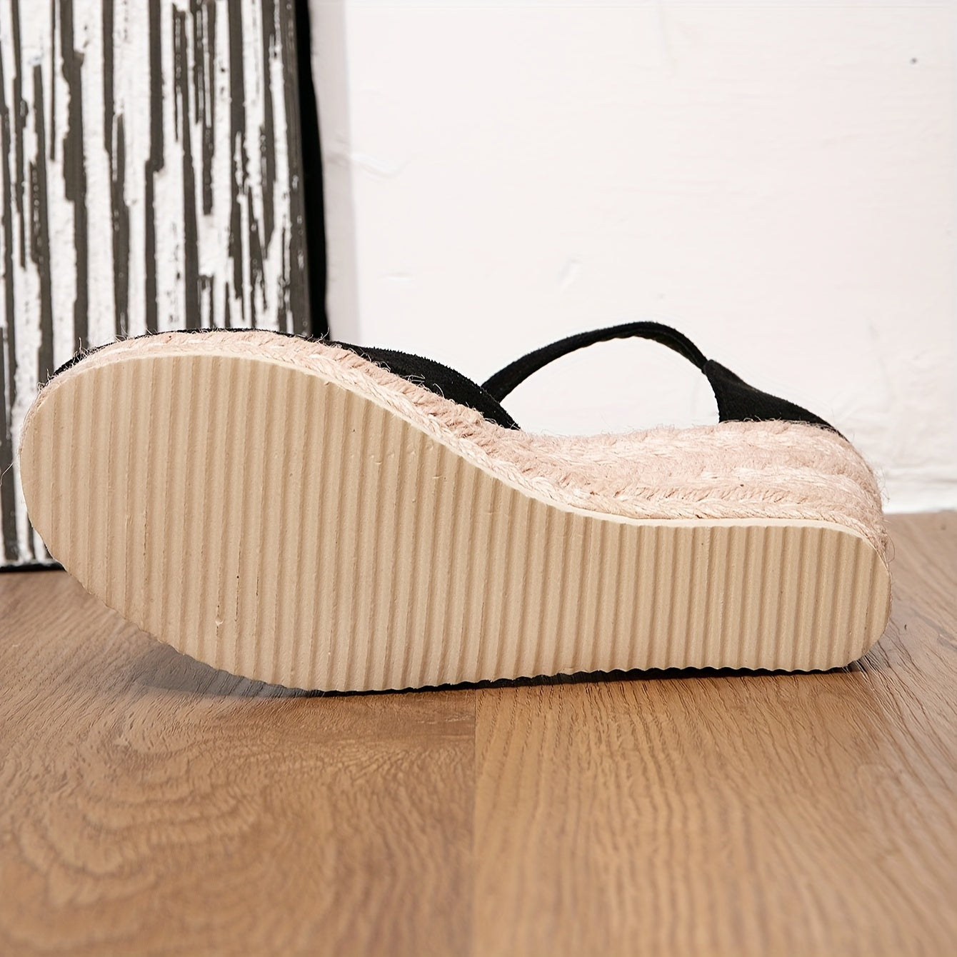 Women’s Closed-Toe Wedge Sandals with Ankle Strap and Textured Sole
