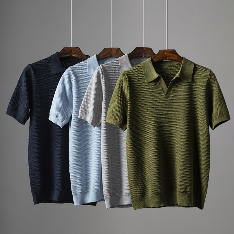 Men’s Short-Sleeved Knit Shirt with Collar